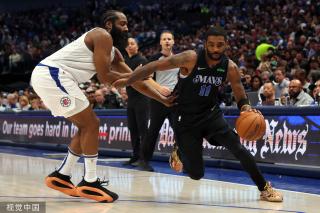 也不敢主动 也不敢主动