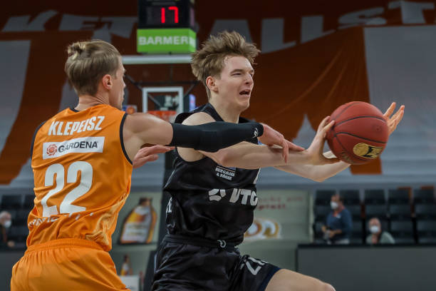 他在补时阶 他在补时阶